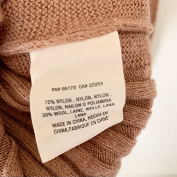 Anthropologie Moth Sleeveless Ribbed Mock Neck Top - Picture 5 of 8